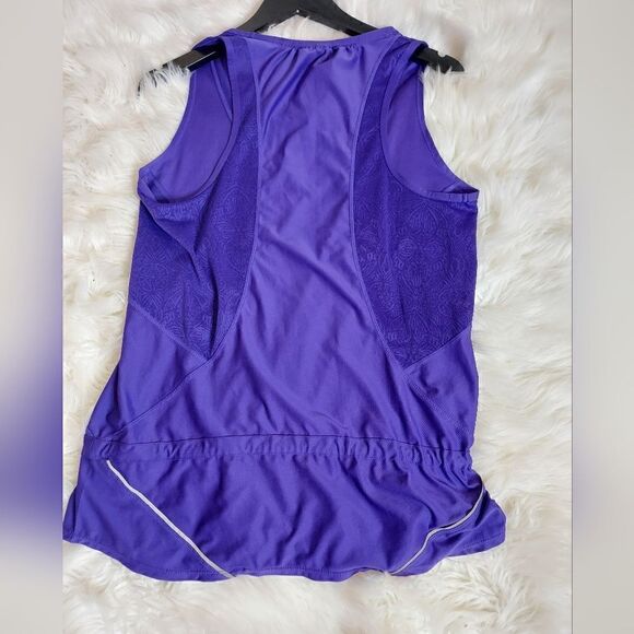 ‎Athleta Sleeveless drop Waist tank - Picture 13 of 13